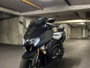 TMAX 530 DX LIGNE COMPLÈTE AKRAPOVIC 2018