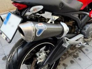 DUCATI - MONSTER 696