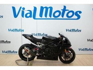 YAMAHA - YZF R1