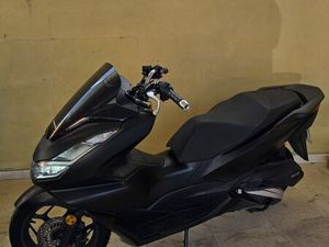 HONDA PCX 125 ANO 24 BRANCA