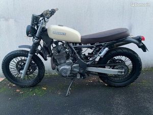 SUZUKI FREEWIND XF650 SCRAMBLER A RESTAURER