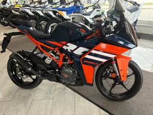MOTO NEUVE: KTM RC 390