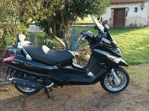 PIAGGIO 400 X EVO ■TRÈS BON ÉTAT GÉNÉRAL ■ENTRETIEN À JOUR ■PNEUS AV NEUF ■AUCUN FRAIS À PRÉVOIR ■CONTRÔLE TECHNIQUE OK■N'HÉSITEZ PAS POUR PLUS DE RENSEIGNEMENT