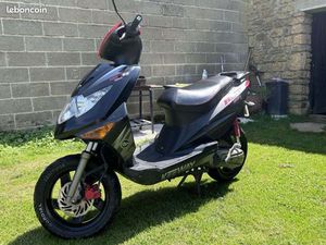 SCOOTER KEEWAY RY6