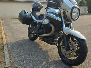 MOTO GUZZY 1200 SPORT