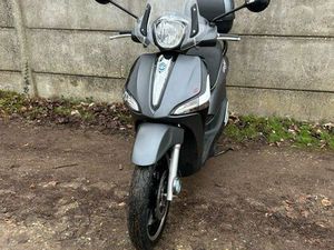 LIBERTY S 125 PIAGGIO - TRÈS BON ÉTAT