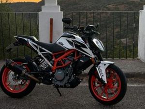 KTM - DUKE 390