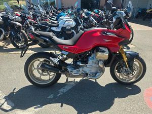 MOTO GUZZI V100 WIND TUNNEL MIT GOLDENEN FELGEN+MISTRAL