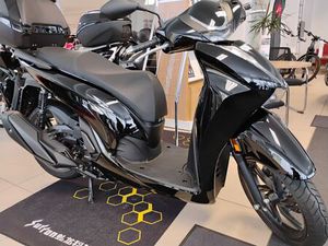 HONDA SH 350 WIE NEU,NUR 3099 KM INKL.GARANTIE!