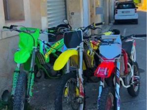 ÉCHANGE 125 KX RAFAIT A NEUF A ÉCHANGER FAITE PROPOSITION