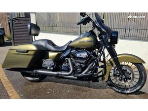 VENDS OU ÉCHANGE HARLEY DAVIDSON ROAD KING SPECIAL