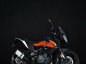 KTM 390 ADVENTURE DE 2024 - NOVA - FINANCIAMENTO ATÉ 120 MESES