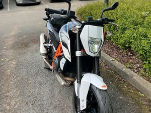 KTM DUKE 690
