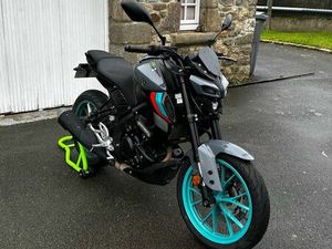 YAMAHA MT125