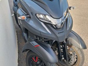 SCOOTER TRICITY 300 CC