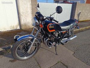 YAMAHA XJ 400
