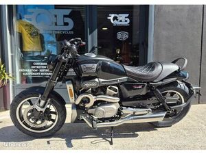 HYOSUNG ROADSTER GV 125 X