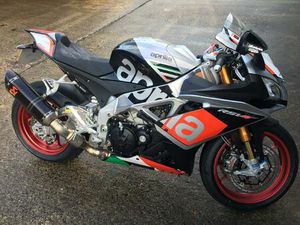 APRILIA RSV4 1000 1000 RF SUPER SPORTS PETROL MANUAL (201 PS) 999 CC