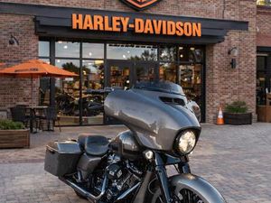 HARLEY DAVIDSON STREET GLIDE SPECIAL 114CUI / 21 ZOLL VORDERRAD