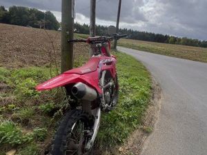 250 CRF 2023 À ÉCHANGER CONTRE 250YZ