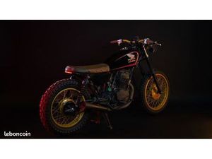 HONDA CM 125 – 1999 | SCRAMBLER CUSTOM – PIÈCE UNIQUE