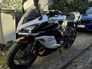 KAWASAKI NINJA 1000 SX (2020) - FULL OPTIONS / AKRAPOVIC - 5730 KM