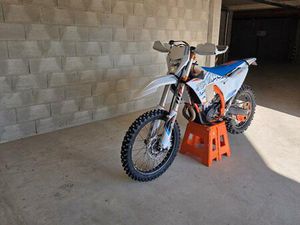 KTM 450 EXC-F SIX DAYS