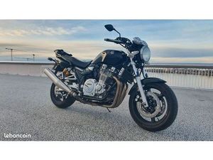 YAMAHA XJR 1300