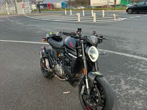 DUCATI MONSTER 937