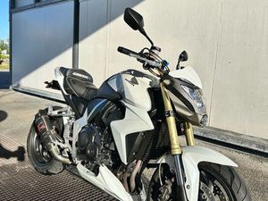 CB1000R