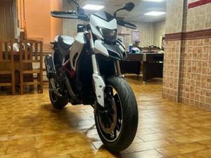 DUCATI - HYPERMOTARD