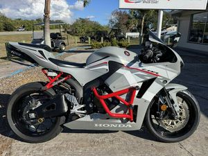 2025 HONDA® CBR600RR
