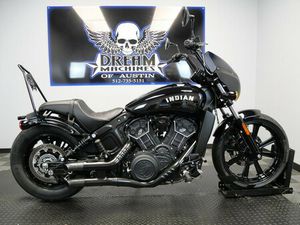 2022 INDIAN MOTORCYCLE® SCOUT® ROGUE SIXTY BLACK METALLIC
