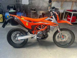 KTM 690 ENDURO ARANCIONE