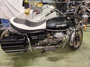 MOTO GUZZI 840 T NERO