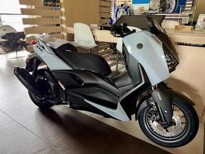 YAMAHA XMAX 125 TECH MAX+ - NEU - MODELL 2025