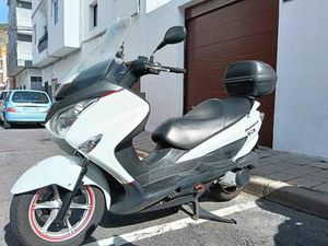 SUZUKI - BURGMAN 125