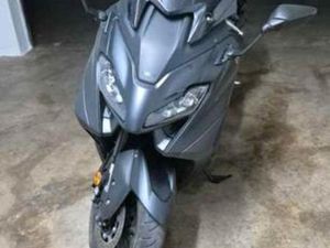 YAMAHA - T-MAX 2023