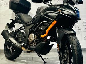 VOGE 300 DS | MOTO USADA PREÇO € 3.250,00 - P39568 LOMBAS E CURVAS