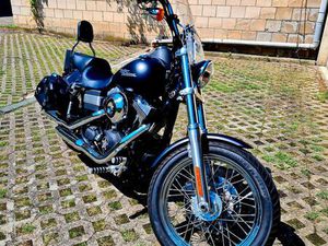 HARLEY DAVIDSON DYNA STREET BOB