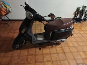 KEEWAY ZAHARA 125