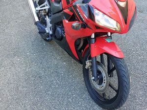 HONDA CBR125R 2008