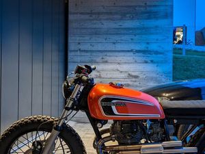 VENDS HONDA CB 360 DEUS NEUVE