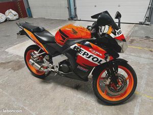 HONDA CBR 125R REPSOL