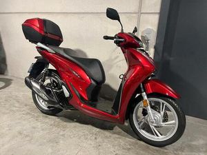 ② HONDA SH125 HANDIGE GROTE WIELENSCOOTER