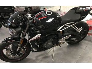 MOTO TRIUMPH STREET TRIPLE 765RS