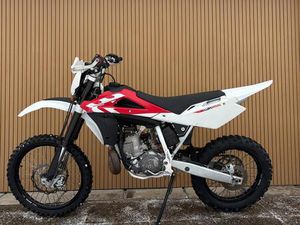 HUSQVARNA WR 250, TOP ZUSTAND, 2200KM, HGS AUSPUFF!!