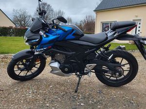 SUZUKI 125 GSX-S
