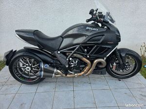 DUCATI DIAVEL CARBONE