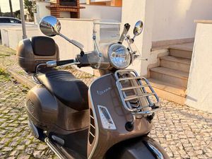 VESPA GTS 300 TOURING ABS ALBUFEIRA E OLHOS DE ÁGUA